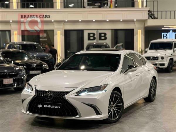 Lexus for sale in Iraq